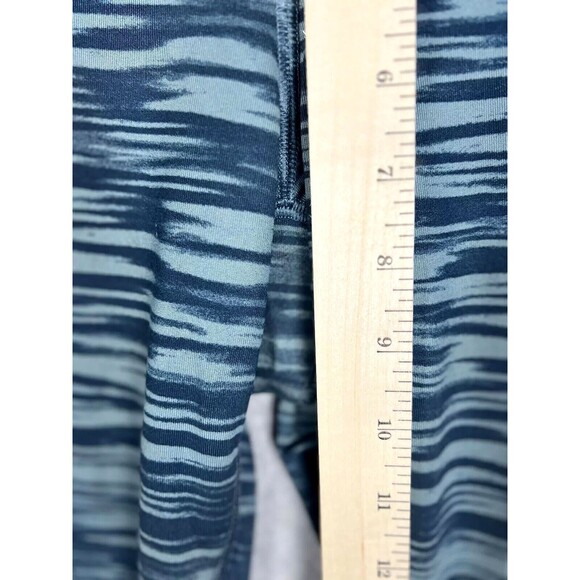 $$SOLD:SE-WHSLE 052825$$ Animal Print Compression Leggings Sporty - Picture 7 of 13